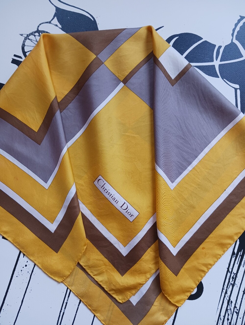 V8ntage Christian Dior From 80s Silk Scarf 31" - Picture 6 of 11